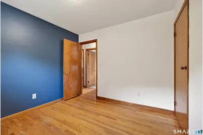 22 Sixth Avenue, Waterford, CT 06385 - Photo 17