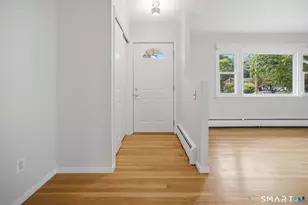 19 Sycamore Rd, Bloomfield, CT 06002 - Photo 3