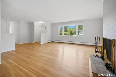 19 Sycamore Road, Bloomfield, CT 06002 - Photo 9