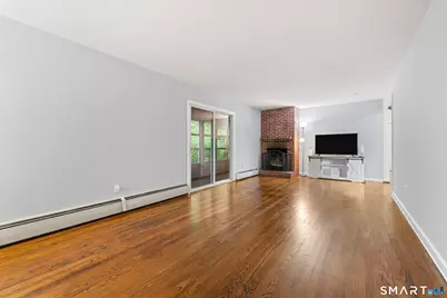 24 East Wintonbury Avenue, Bloomfield, CT 06002 - Photo 11