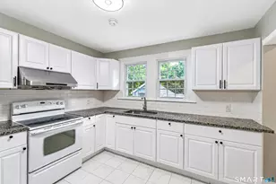 4 Bishop St, North Haven, CT 06473 - Photo 17