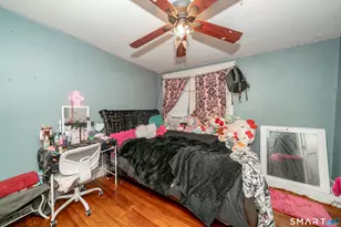33 Collins Pkwy, Meriden, CT 06450 - Photo 15