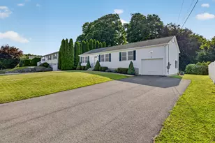 81 Johl Dr, Groton, CT 06340 - Photo 9