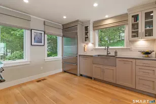 39 Castle Rock, Branford, CT 06405 - Photo 11
