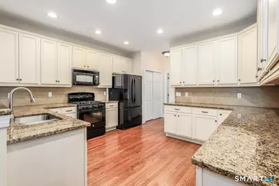 13 Watkins Drive #13, Newtown, CT 06482 - Photo 17