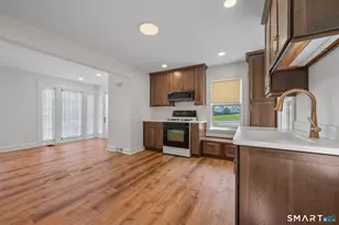 16 Bethel St, Bristol, CT 06010 - Photo 7