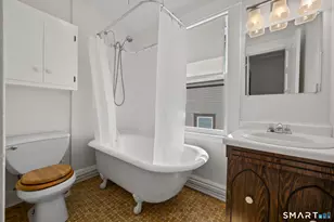 16 Bethel St, Bristol, CT 06010 - Photo 33