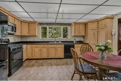 47 Shore Road, Waterford, CT 06385 - Photo 13
