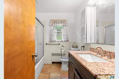 297 Broadbridge Road, Bridgeport, CT 06610 - Photo 13