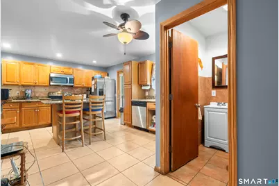 297 Broadbridge Road, Bridgeport, CT 06610 - Photo 9