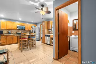 297 Broadbridge Rd, Bridgeport, CT 06610 - Photo 9