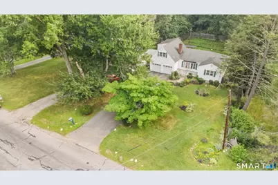 297 Broadbridge Road, Bridgeport, CT 06610 - Photo 31