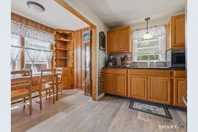 84 Barnes Avenue, New Haven, CT 06513 - Photo 5