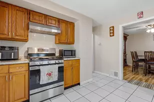 94 Barnes Ave, New Haven, CT 06511 - Photo 9