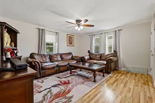 94 Barnes Ave, New Haven, CT 06511 - Photo 7