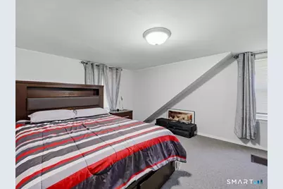 94 Barnes Avenue, New Haven, CT 06511 - Photo 17