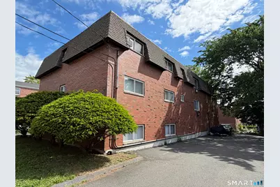 385 High Street, New Britain, CT 06051 - Photo 1