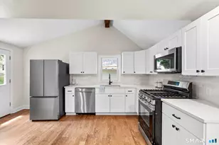 251 N Hoadley St, Naugatuck, CT 06770 - Photo 5