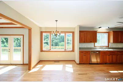 31 Cliffside Drive, Wallingford, CT 06492 - Photo 15