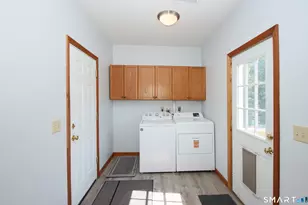 31 Cliffside Dr, Wallingford, CT 06492 - Photo 21