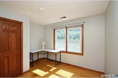 31 Cliffside Drive, Wallingford, CT 06492 - Photo 33