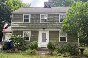 2 Ballfall Rd, Middlefield, CT 06481 - Photo 1