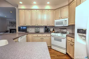99 Jasmine Cir, Milford, CT 06461 - Photo 17
