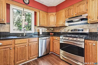 76 Alma Street, Naugatuck, CT 06770 - Photo 13