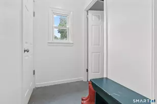 2 Old Field Rd, West Hartford, CT 06117 - Photo 29