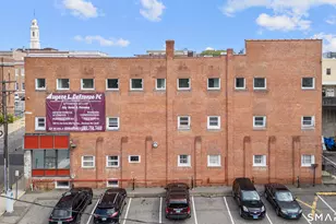 61 Field St, Waterbury, CT 06702 - Photo 3