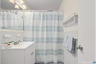 140 Grove Street #4G, Stamford, CT 06901 - Photo 9