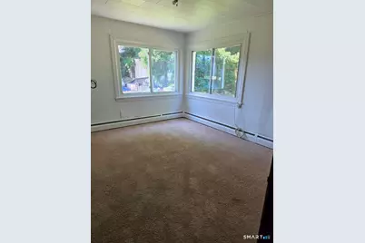 12 Woodlawn Avenue, Waterford, CT 06385 - Photo 19