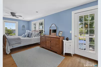 415 Pequot Avenue, New London, CT 06320 - Photo 23