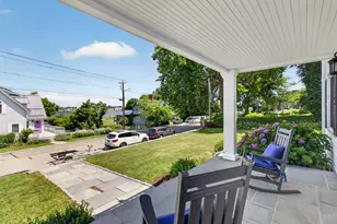 415 Pequot Ave, New London, CT 06320 - Photo 3