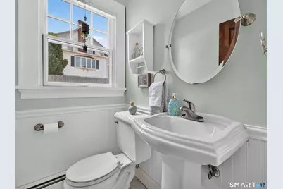 415 Pequot Avenue, New London, CT 06320 - Photo 21