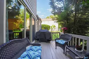 30 Happy Hollow Cir, Stratford, CT 06614 - Photo 13