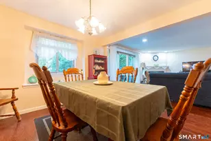 30 Happy Hollow Cir, Stratford, CT 06614 - Photo 5
