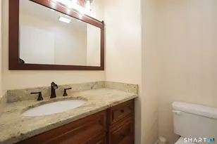 30 Happy Hollow Cir, Stratford, CT 06614 - Photo 11