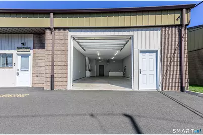 7 Corporate Drive #117, North Haven, CT 06473 - Photo 3