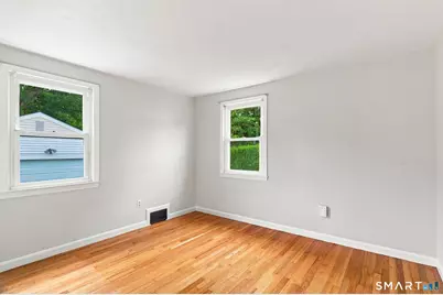 40 Alden Street, New Britain, CT 06053 - Photo 11