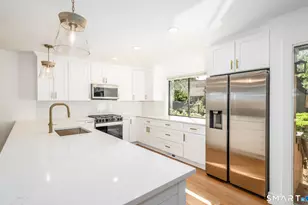 632a Old Knife Ln, Stratford, CT 06614 - Photo 13