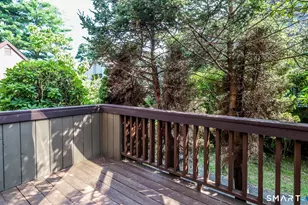 632a Old Knife Ln, Stratford, CT 06614 - Photo 5