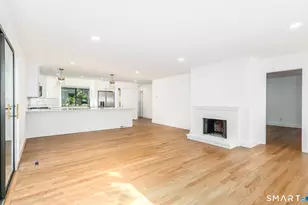 632a Old Knife Ln, Stratford, CT 06614 - Photo 9