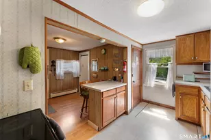 458 Norwich Rd, Plainfield, CT 06374 - Photo 7