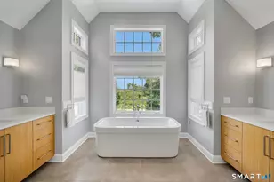 129 Emery Dr E, Stamford, CT 06902 - Photo 19
