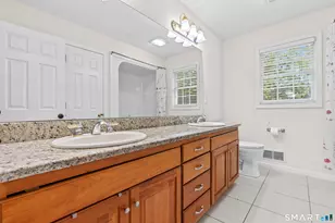 10 Harbourside Dr, Suffield, CT 06078 - Photo 23