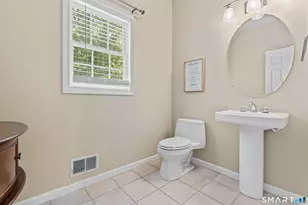 10 Harbourside Dr, Suffield, CT 06078 - Photo 15