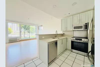 98 Southfield Avenue #105, Stamford, CT 06902 - Photo 3