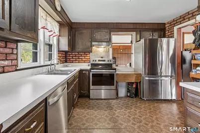 35 Sherman Terrace, North Haven, CT 06473 - Photo 13