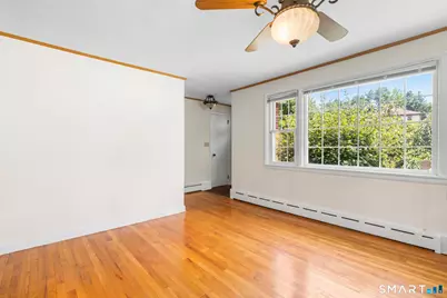 33 Garrassino Place, Waterbury, CT 06706 - Photo 11